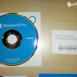 Windows 8 Pro disc and product key card