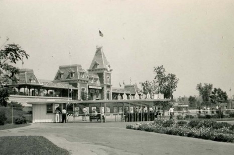 Disneyland Celebrates 58 Years Today – Happy Birthday!